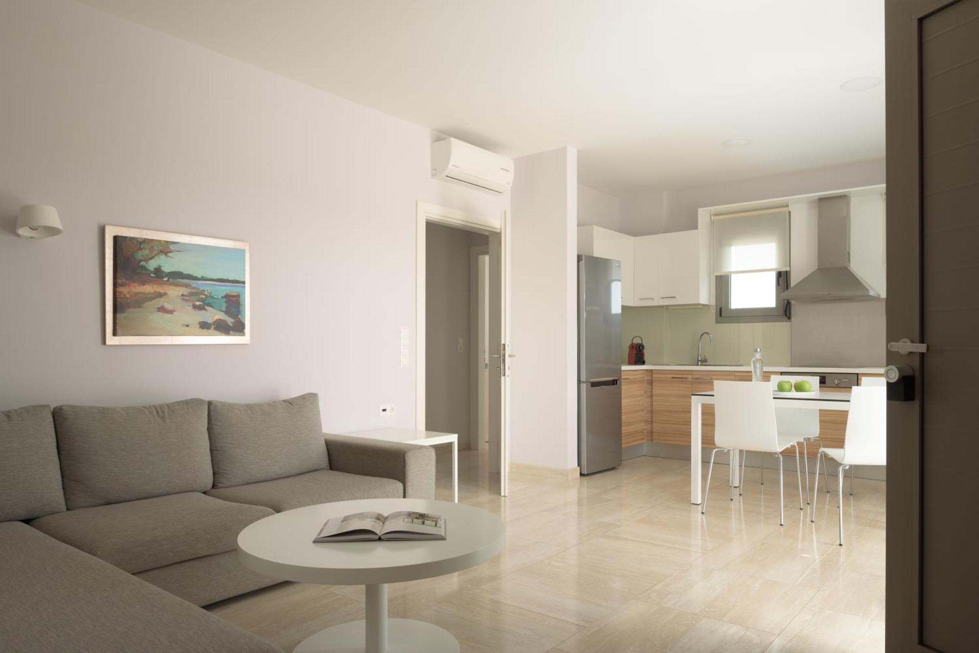 Eco Villa, A Perfect Escape Close To The Beach, By Thinkvilla Maroulás 외부 사진