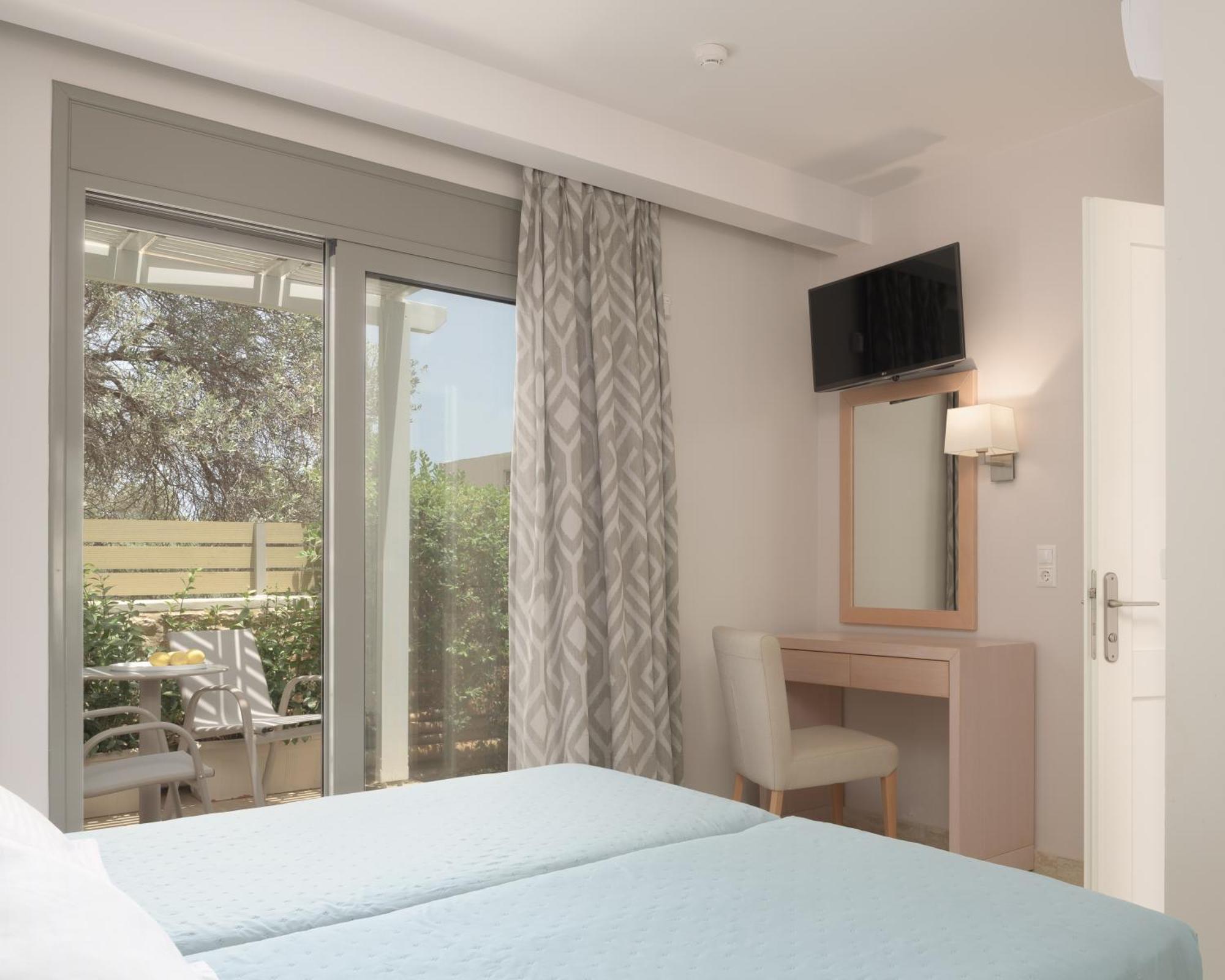 Eco Villa, A Perfect Escape Close To The Beach, By Thinkvilla Maroulás 외부 사진